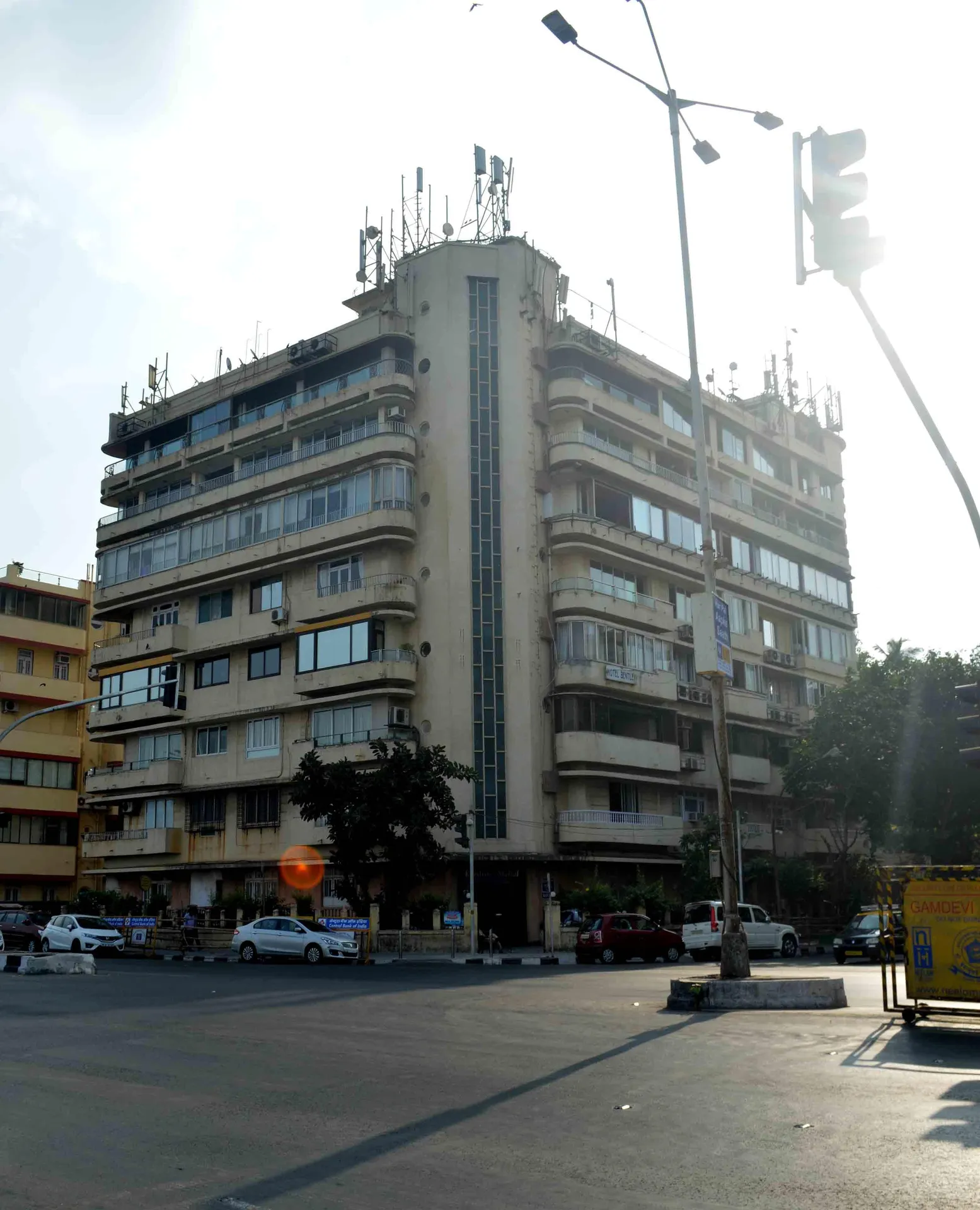 3 BHK Flats for Sale in Krishna Mahal, Churchgate