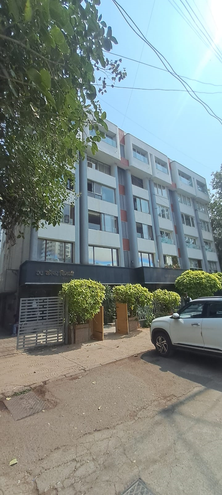 3½ BHK Flats for Sale in Lotus Court, Worli