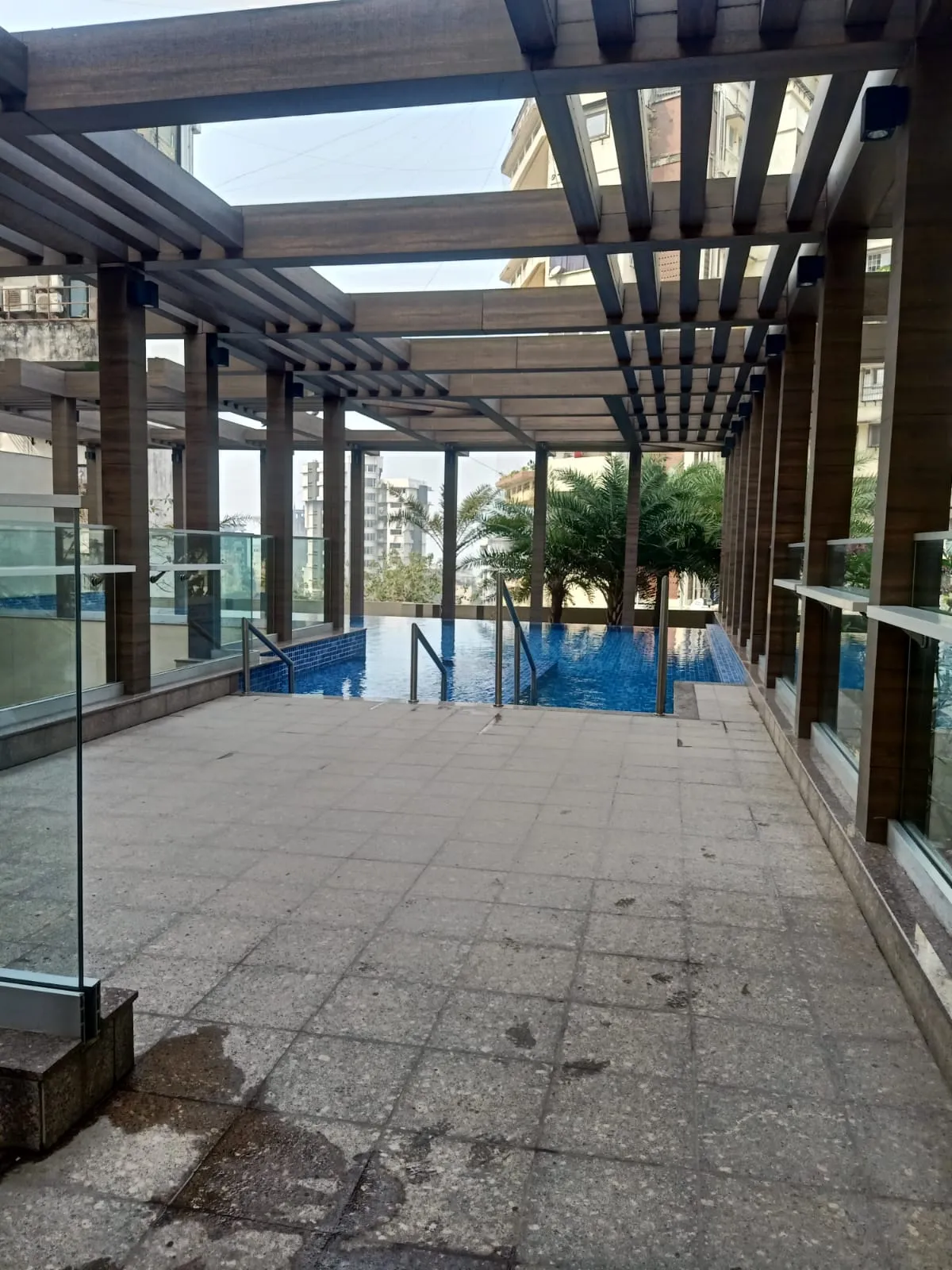 4 BHK Flats on Rent in Navroze, Bandra West