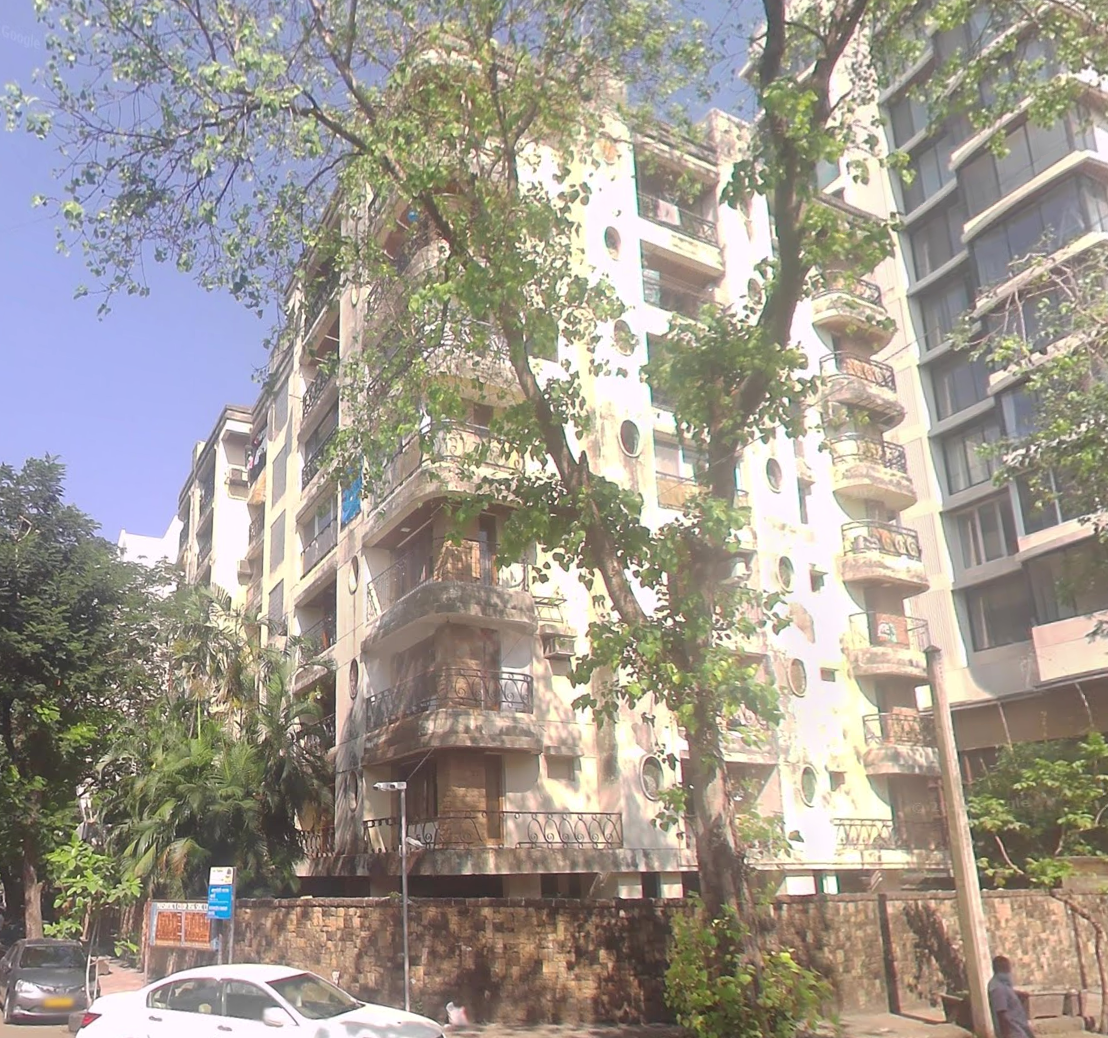 4 BHK Flats for Sale in Padmanabhan, Juhu