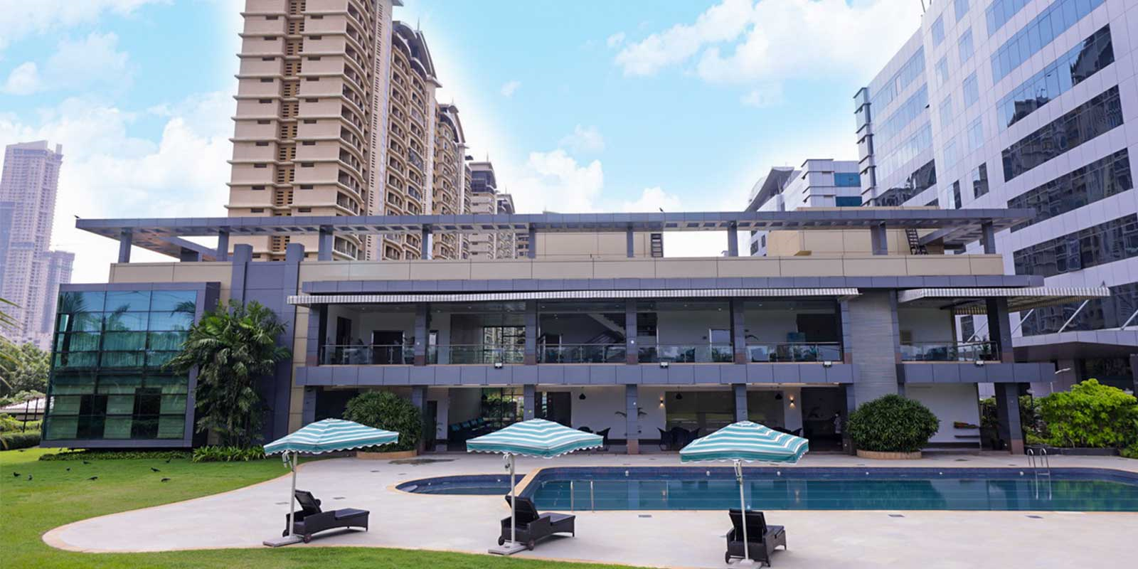  Flats on Rent in Raheja Interface Heights, Malad West