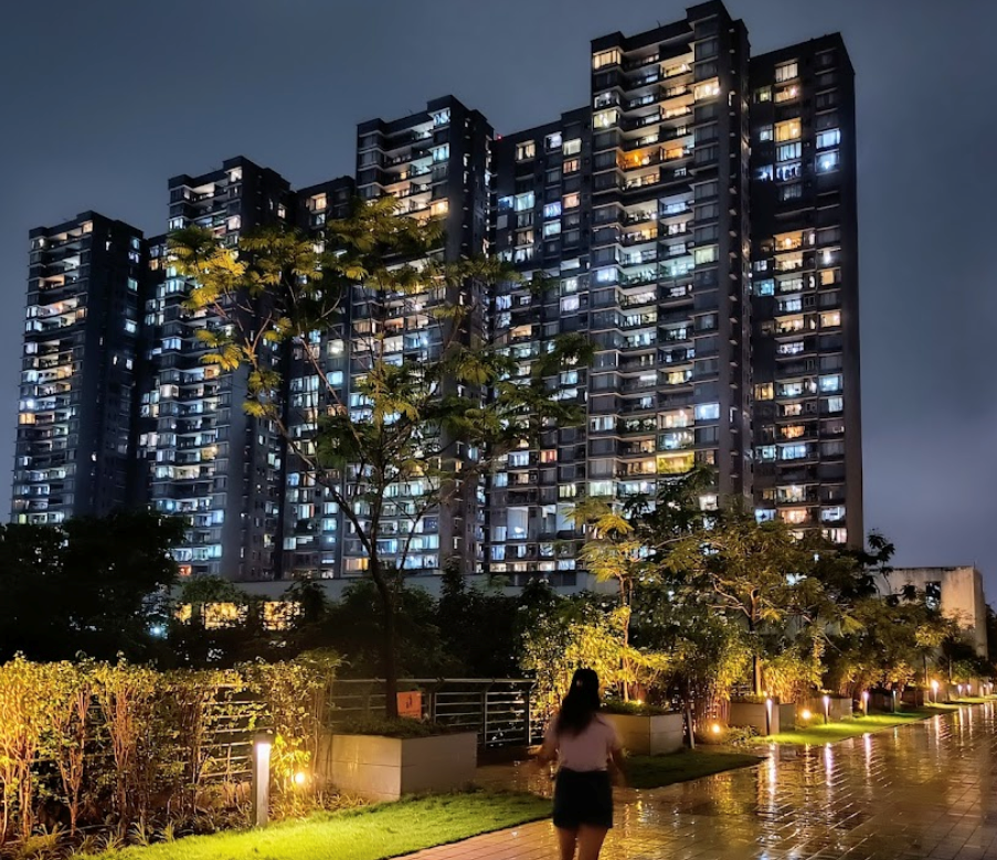 4 BHK Flats on Rent in The Address, Ghatkopar West