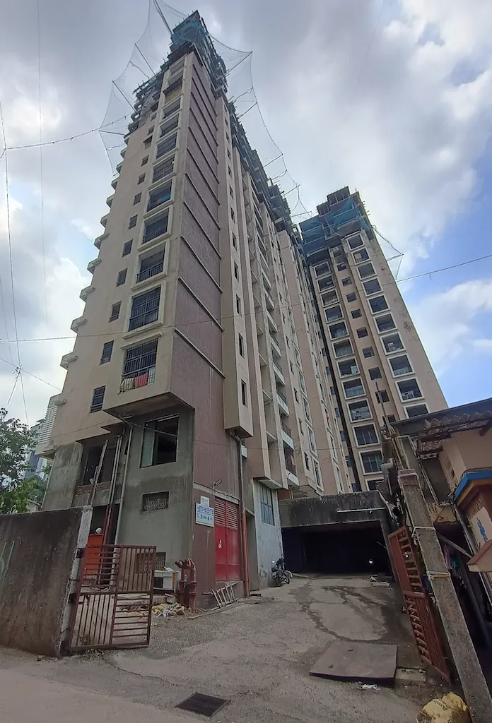 2 BHK 4810 Heights, Borivali East — for Sale