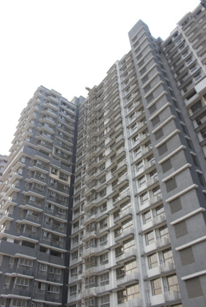 Wadhwa Promenade