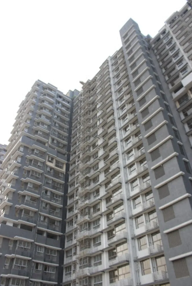 2 BHK Flats for Sale in Wadhwa Promenade, Ghatkopar West