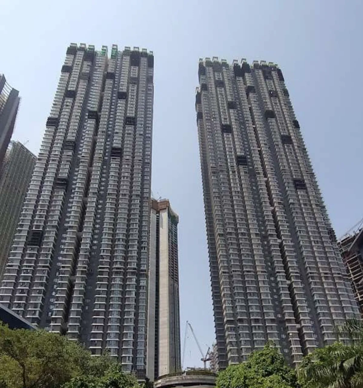 2 BHK Lodha Parkside, Worli — for Rent