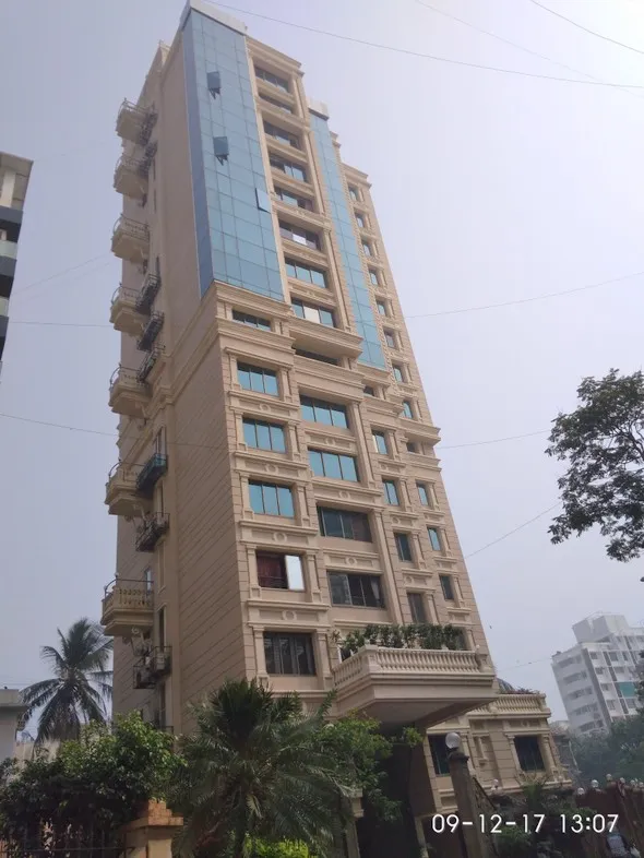 3 BHK Flats on Rent in Little Heights, Bandra West