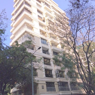 Building - Regal, Santacruz West