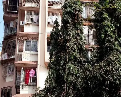 4 Flats for Sale in Orion, Khar West