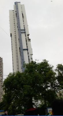 Wellington Heights, Tardeo