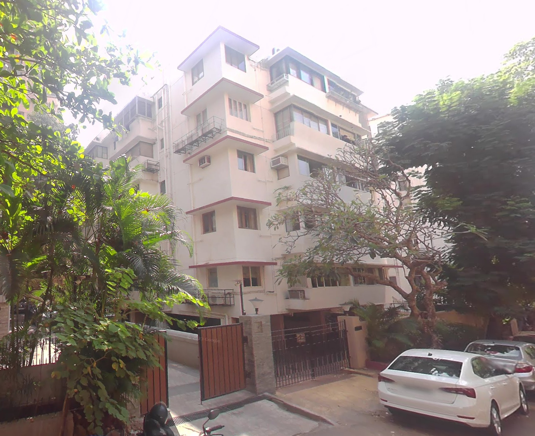 2 BHK Flats on Rent in Nishat, Walkeshwar
