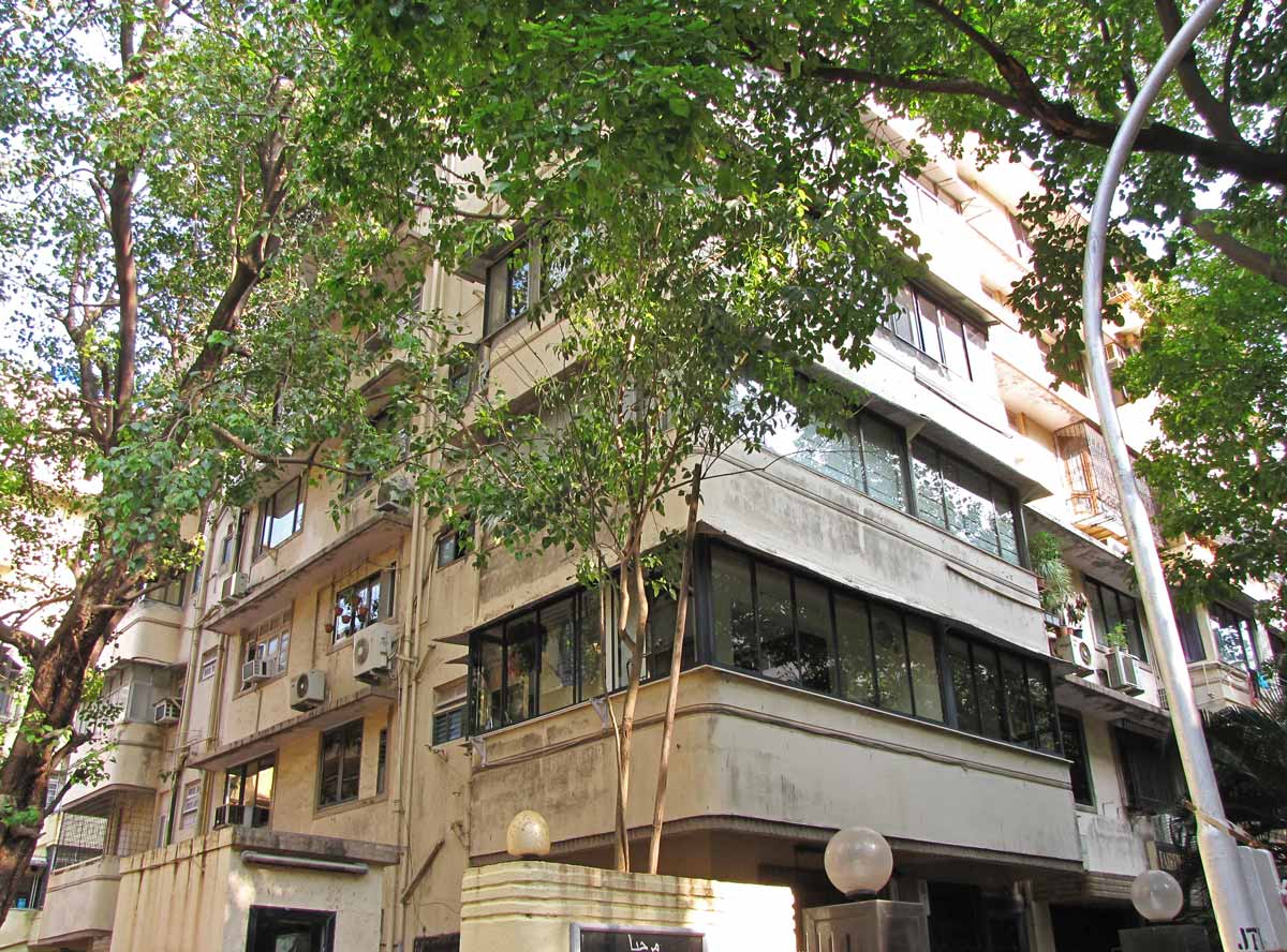 1BHK Semi Furnished in Fair Field , Churchgate