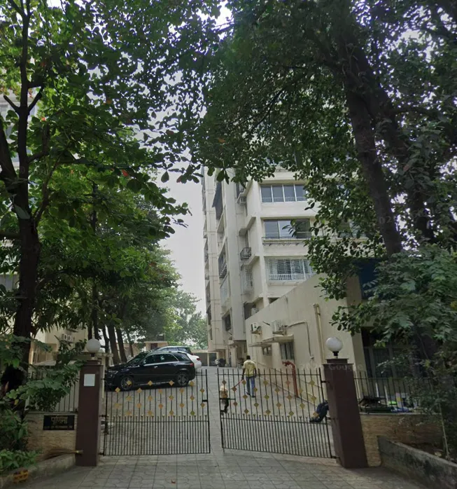 3½ BHK Semi Furnished in Poornima Apartments , Worli