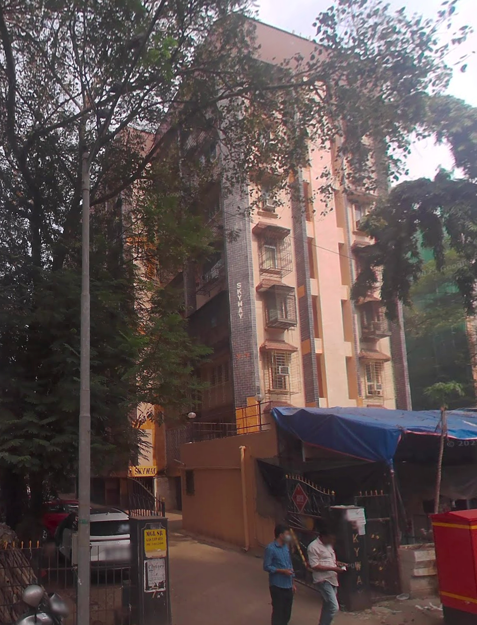 2 BHK Flats for Sale in Skyway Apartments, Andheri West