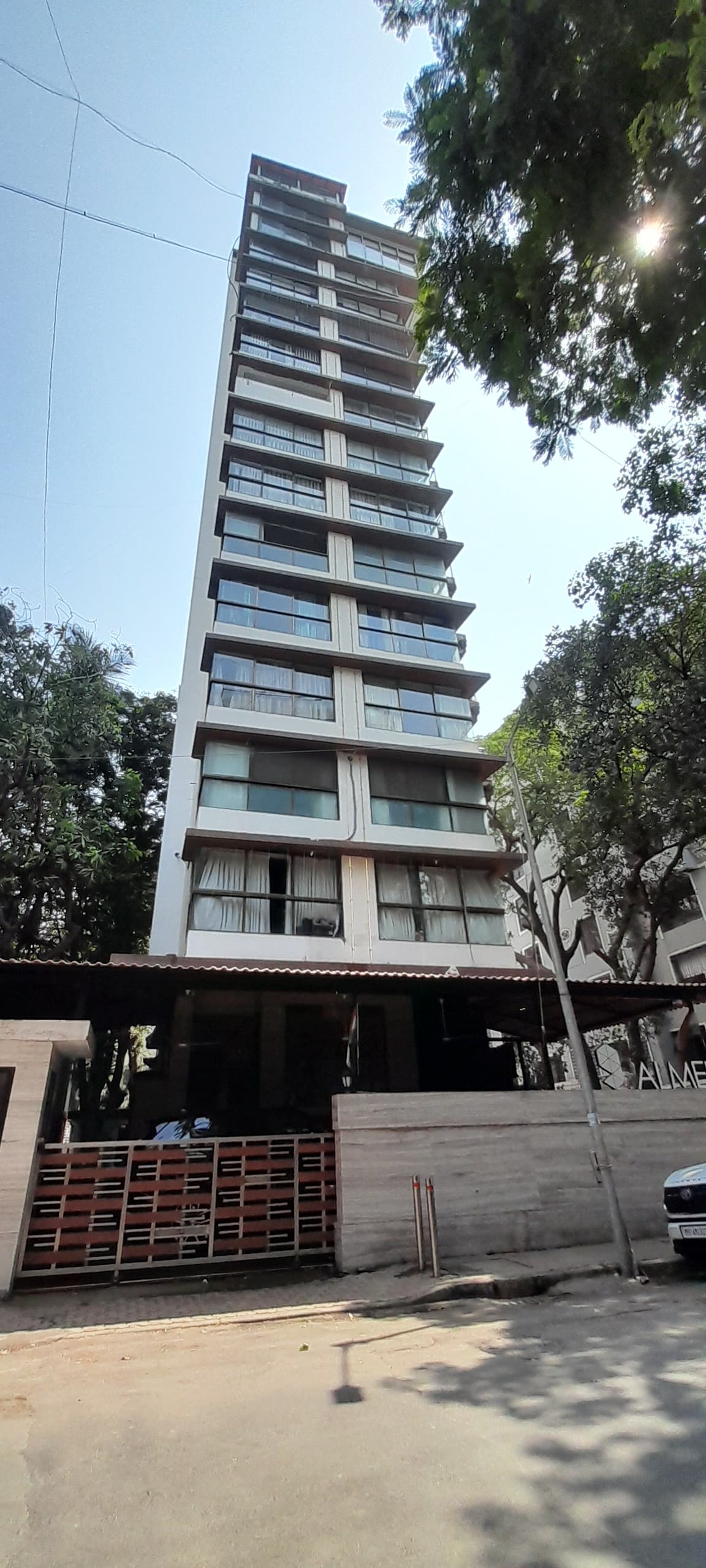 3 BHK Flats for Sale in 9 Almeida, Bandra West