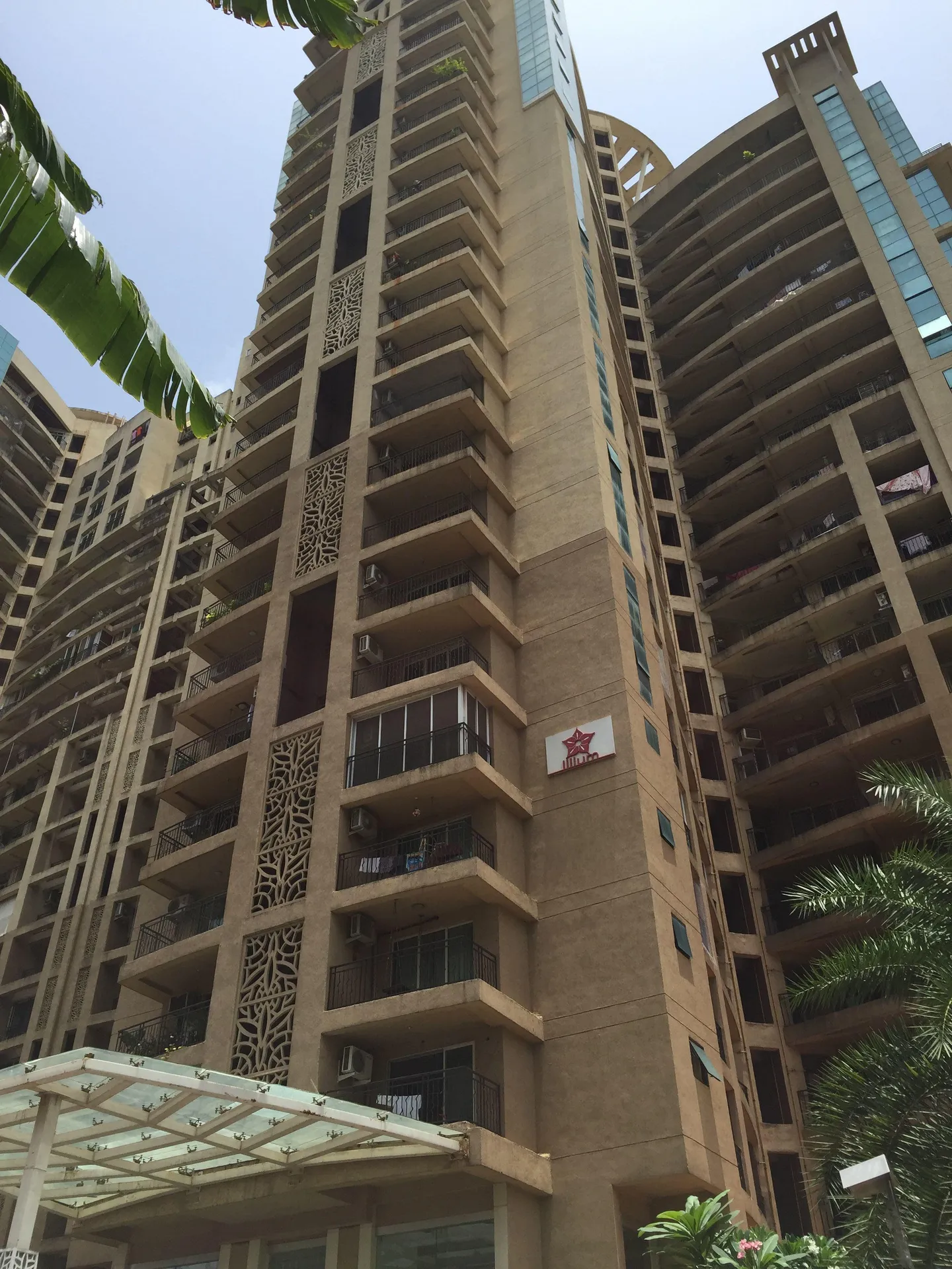 2BHK Flats for Sale in Nahar Lilium Lantana, Powai