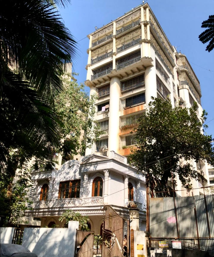 Penthouse Flats on Rent in Mangal Sandesh, Khar West