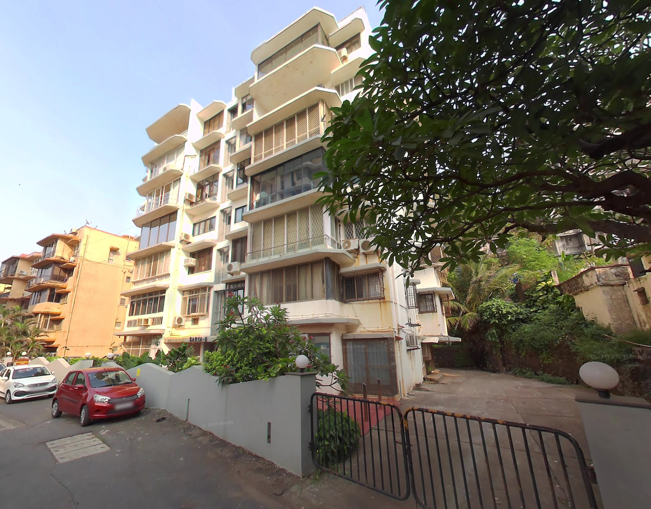 1 BHK Flats on Rent in Sarita Apartments, Bandra West