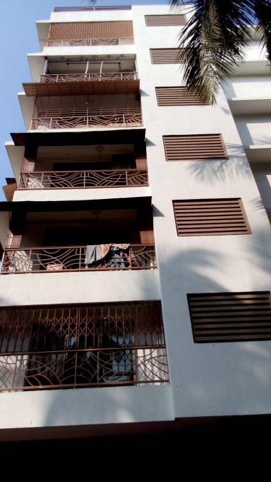 Rajarshi CHS, Santacruz West