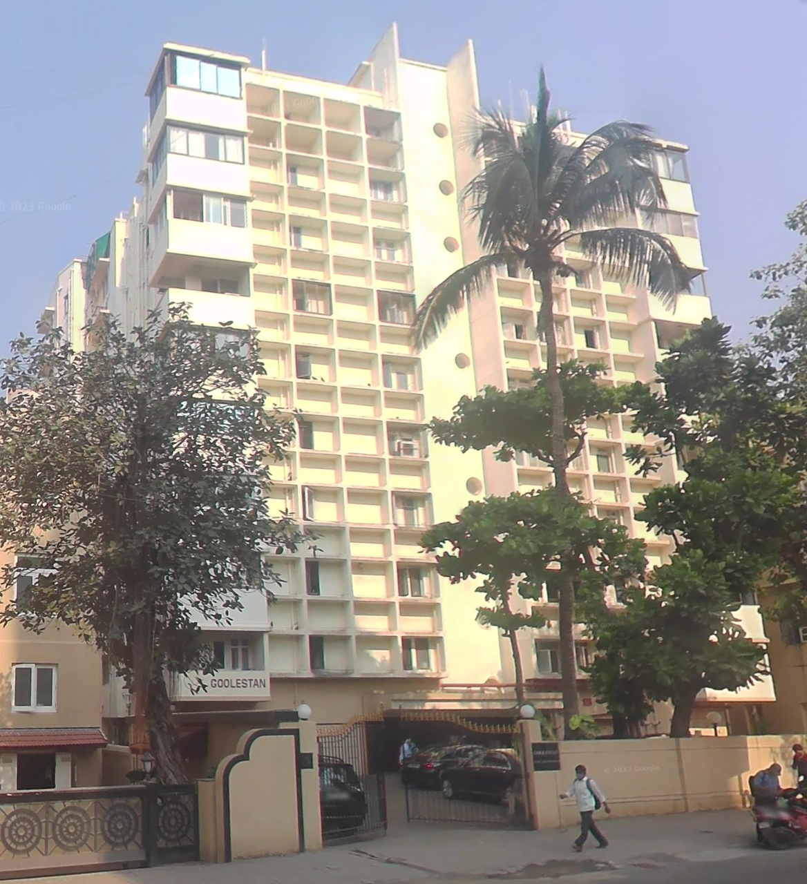 3 BHK Semi Furnished in Goolestan , Breach Candy