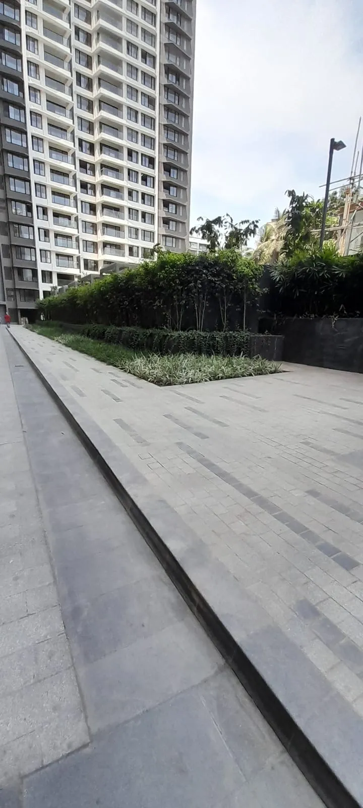 1 - Kalpataru Magnus, Bandra East