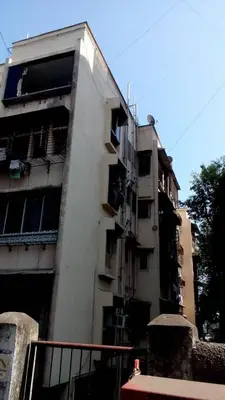 1 BHK Flats on Rent in Esmeralda Apartments, Bandra West