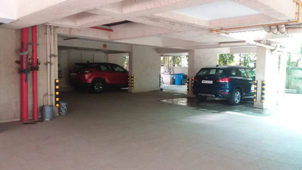 2 BHK Flats on Rent in Kings, Juhu