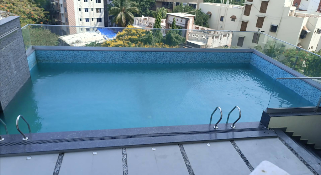 4 - Romell Amore, Andheri West