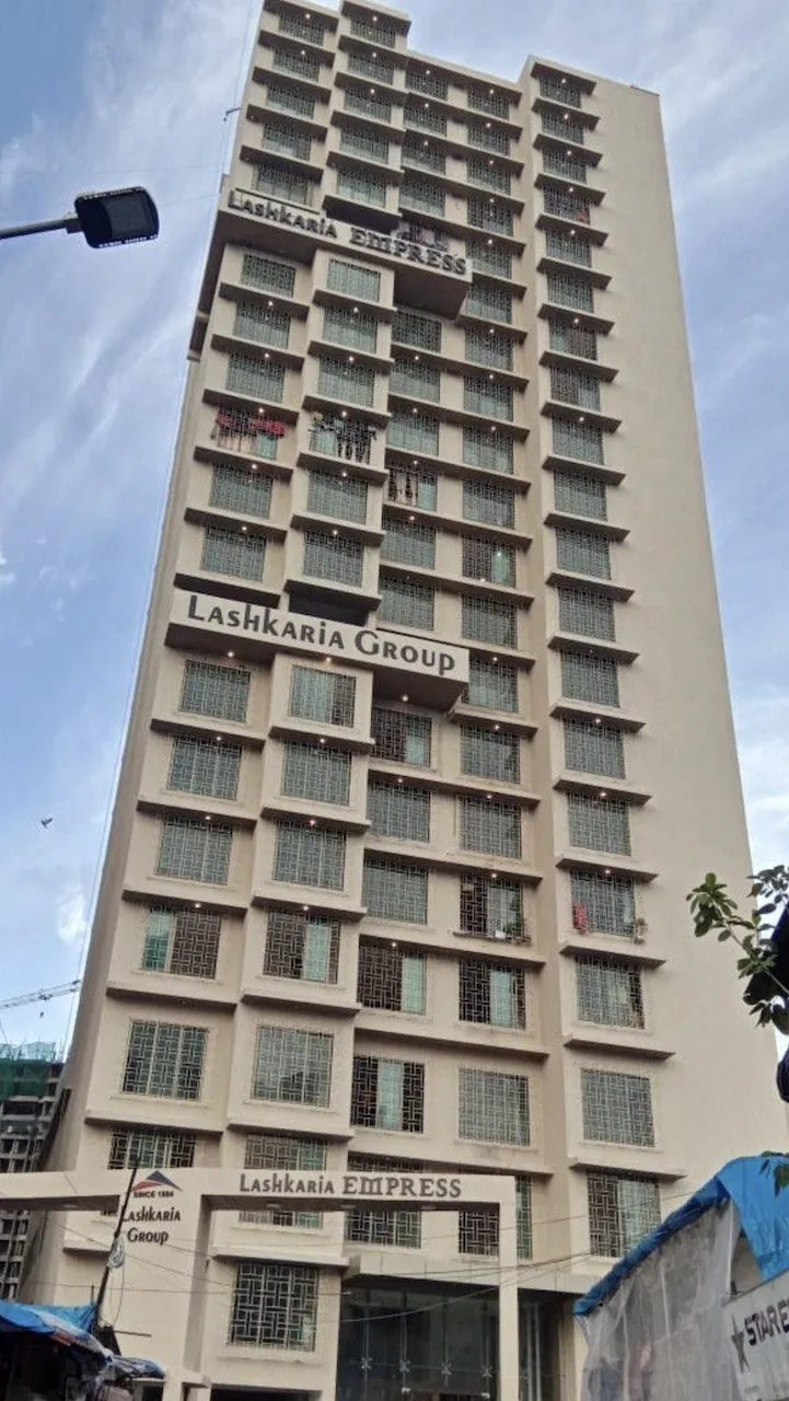 2BHK Flats on Rent in Lashkaria Empress, Andheri West