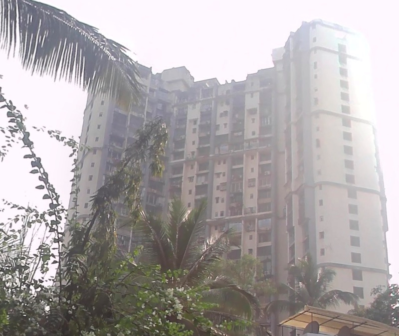 2 BHK Flats for Sale in Beverly Hills, Andheri West
