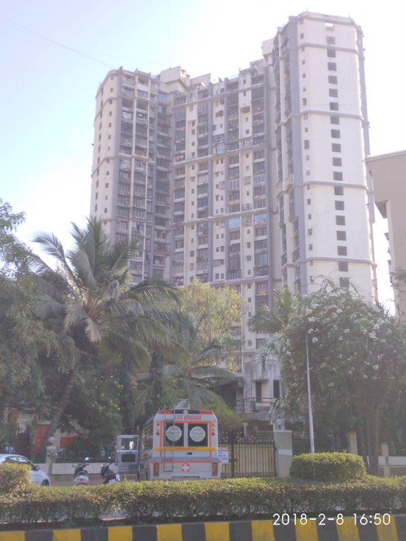 3 BHK Flats on Rent in Beverly Hills, Andheri West