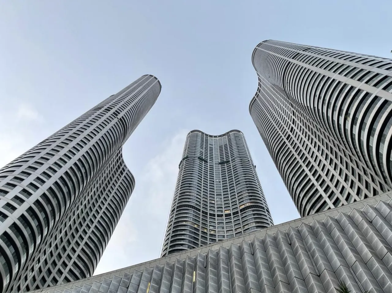 3 BHK Flats on Rent in Lodha World View, Lower Parel