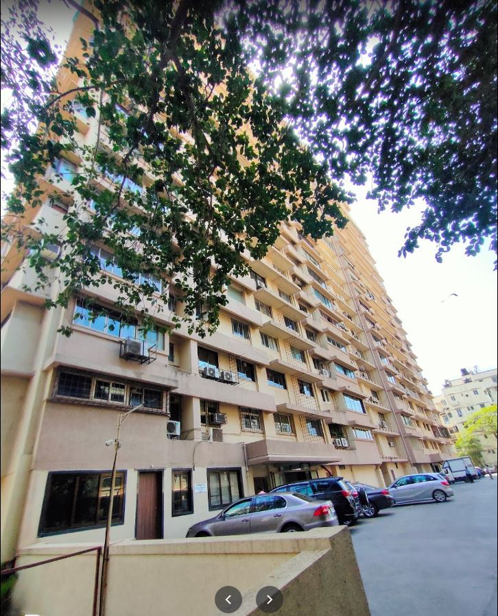 Building - Il Palazzo, Santacruz West