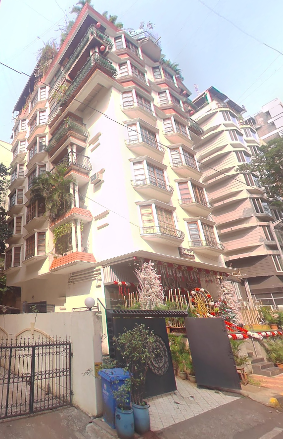 Office Space Offices on Rent in Palatial Apartment, Bandra West