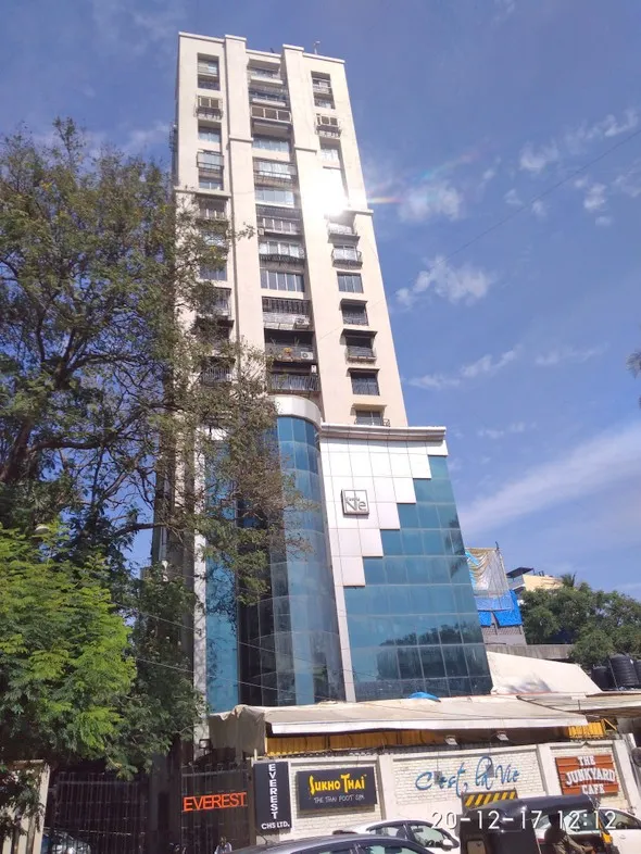 3½ BHK Flats on Rent in Everest Apartments, Bandra West
