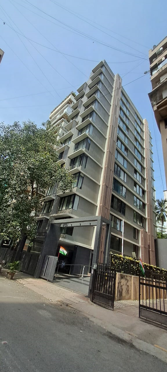2 BHK Flats for Sale in Z 16, Bandra West