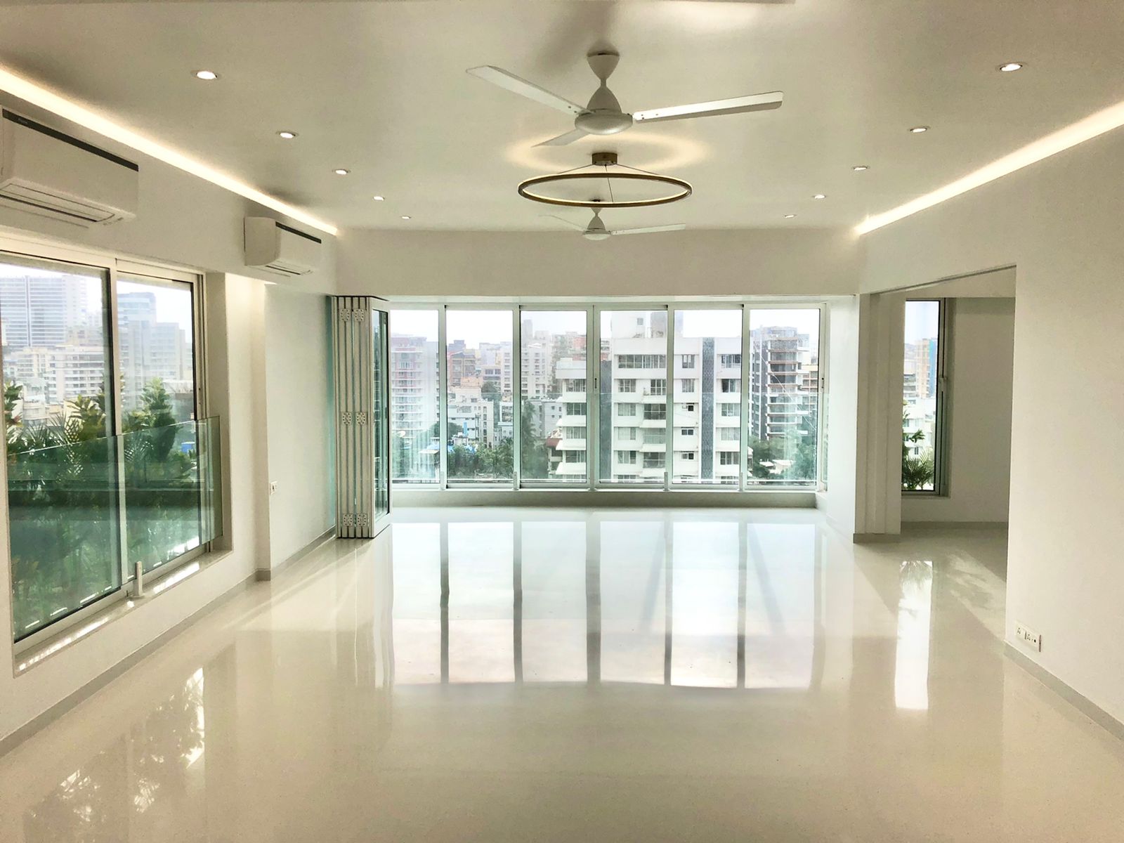 Building16 - Trinity Luxury Residences, Khar West