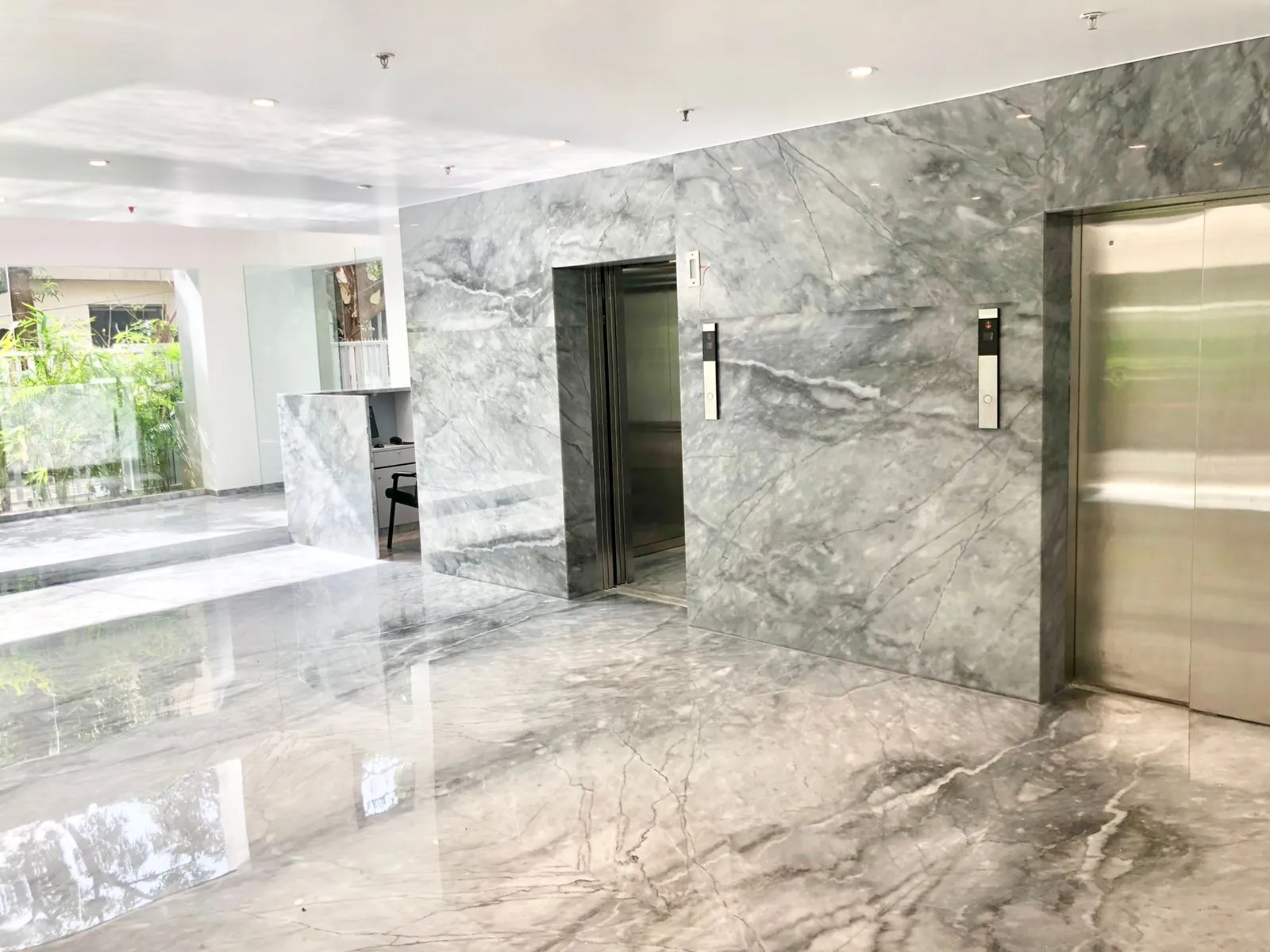 5BHK Flats for Sale in Trinity Luxury Residences, Khar