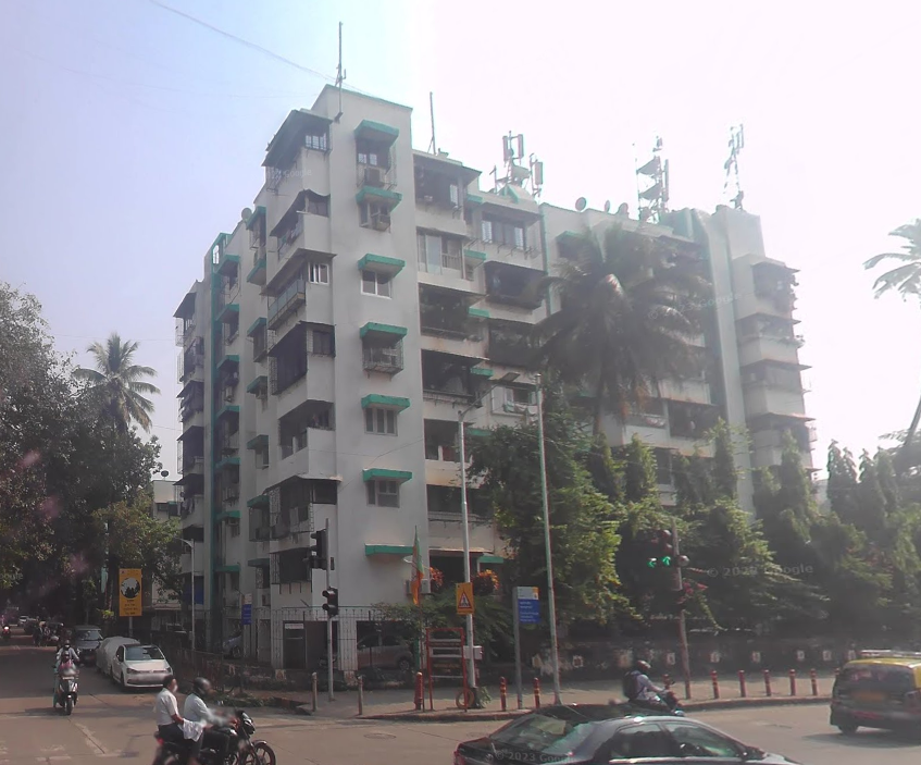 2 BHK Semi Furnished in Mira Mar Co-operative Housing Society , Prabhadevi