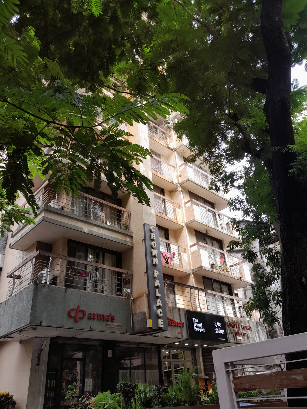 4 BHK Flats on Rent in Crown Palace, Bandra West