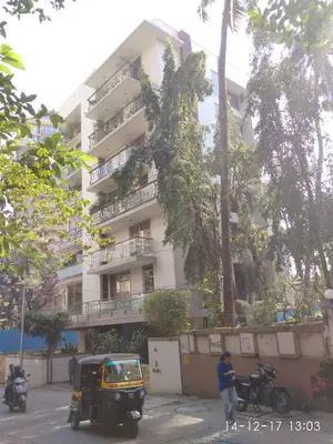 4 BHK Flats on Rent in Deepika, Bandra West