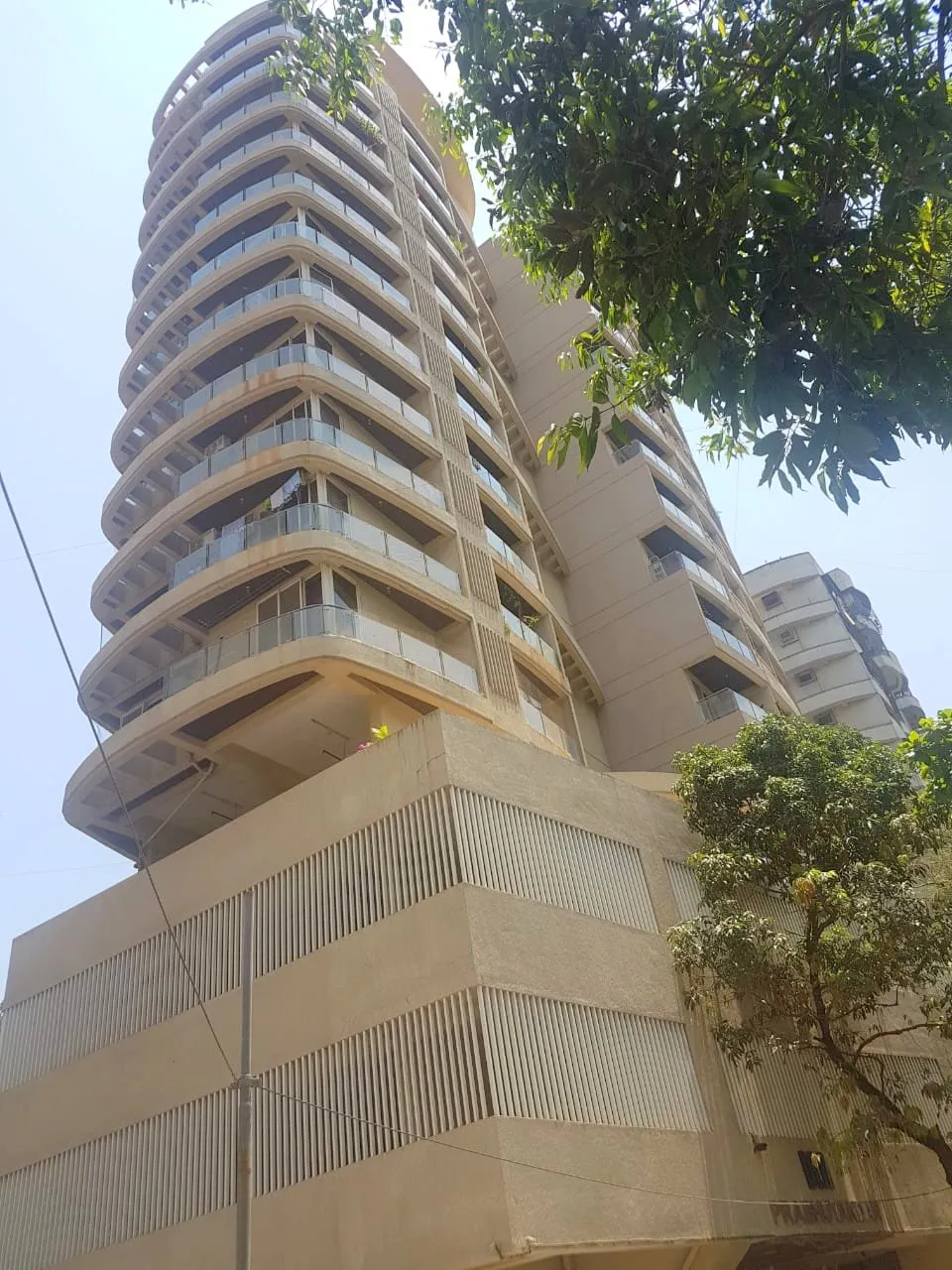 2 BHK Flats on Rent in DLH Prabhuvandan, Andheri West