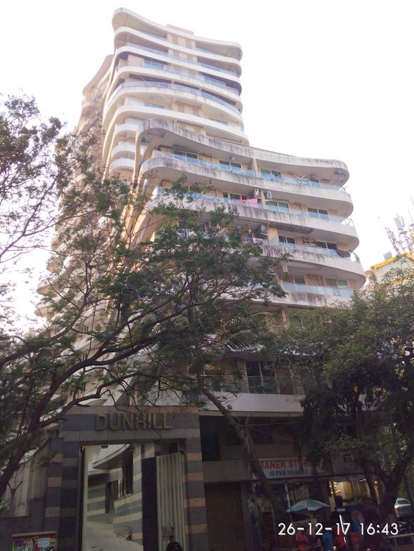 4 BHK Semi Furnished in Dunhill , Khar West