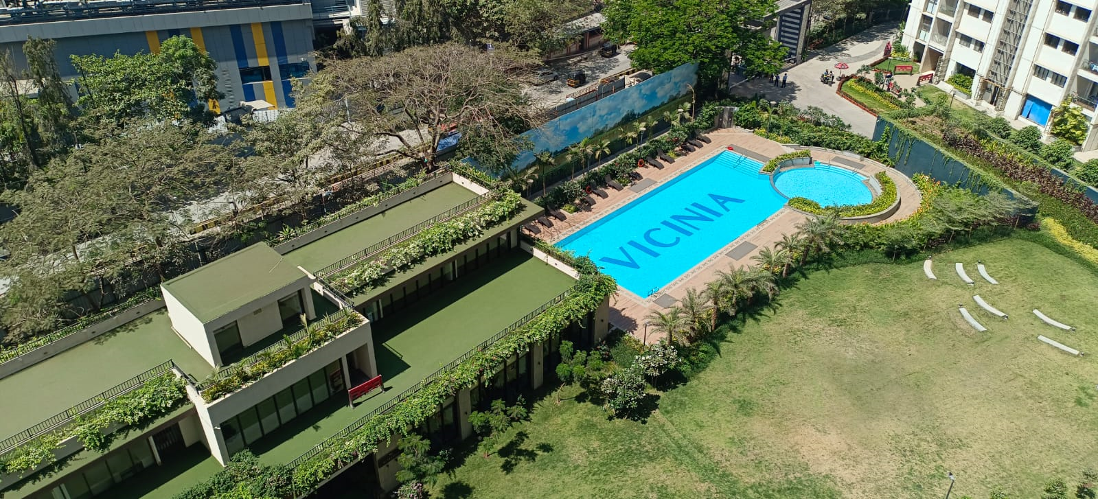 3½ BHK Semi Furnished in Vicinia , Powai - Photo 3