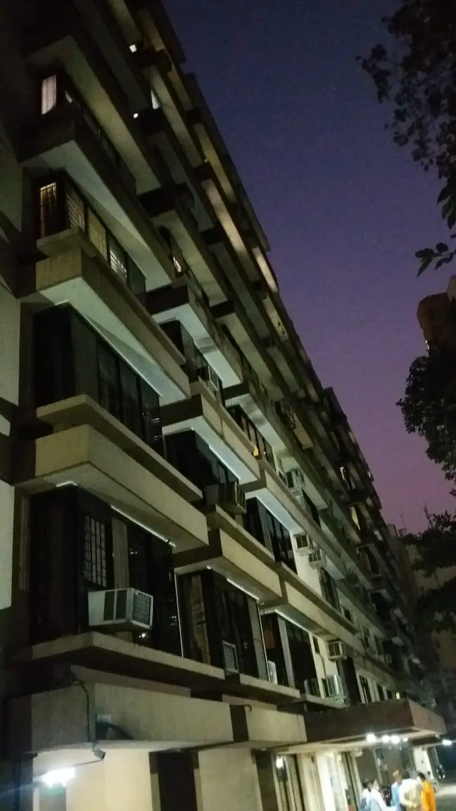 4 BHK Flats for Sale in Venus Apartments, Goregaon East