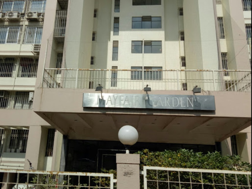 2 BHK Flats on Rent in Mayfair Gardens, Andheri West