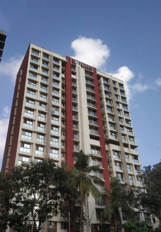 2 BHK Semi Furnished in Platinum Prive , Andheri West