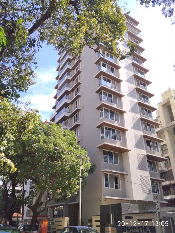 3BHK Semi Furnished in Estrella , Bandra West