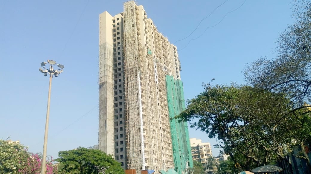 2.5 Evershine Crown, Kandivali East — for Sale — photo 1