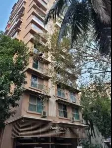 3 BHK Flats for Sale in Park Avenue, Juhu